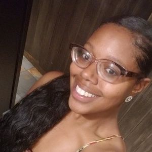 Meet your Posher, Kiara